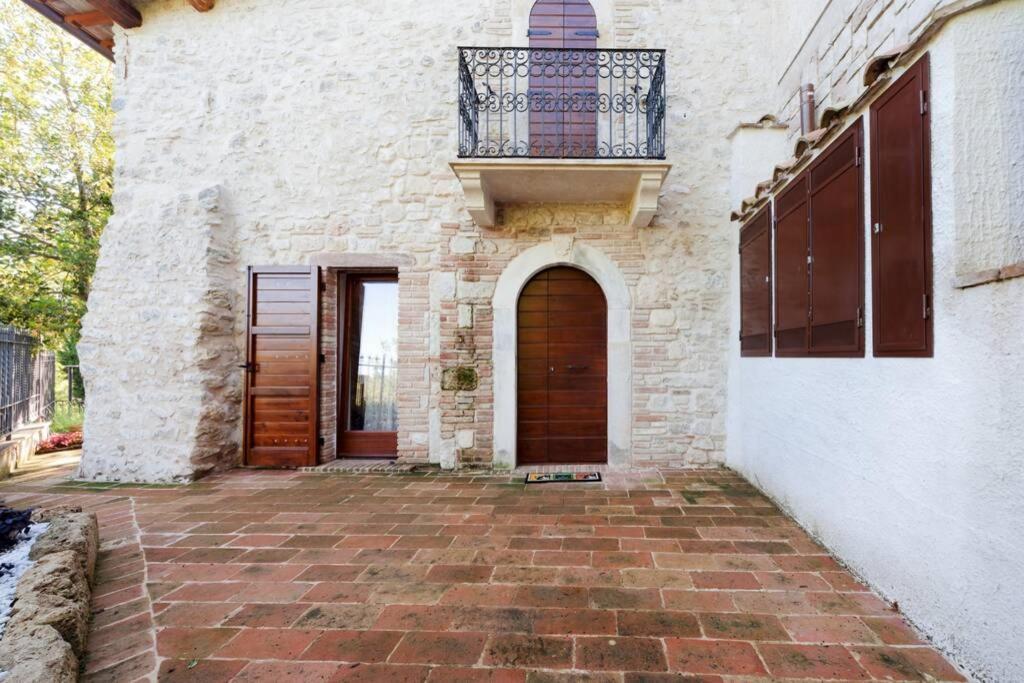 Authentic Villa Surrounded By Nature Terni Exterior photo